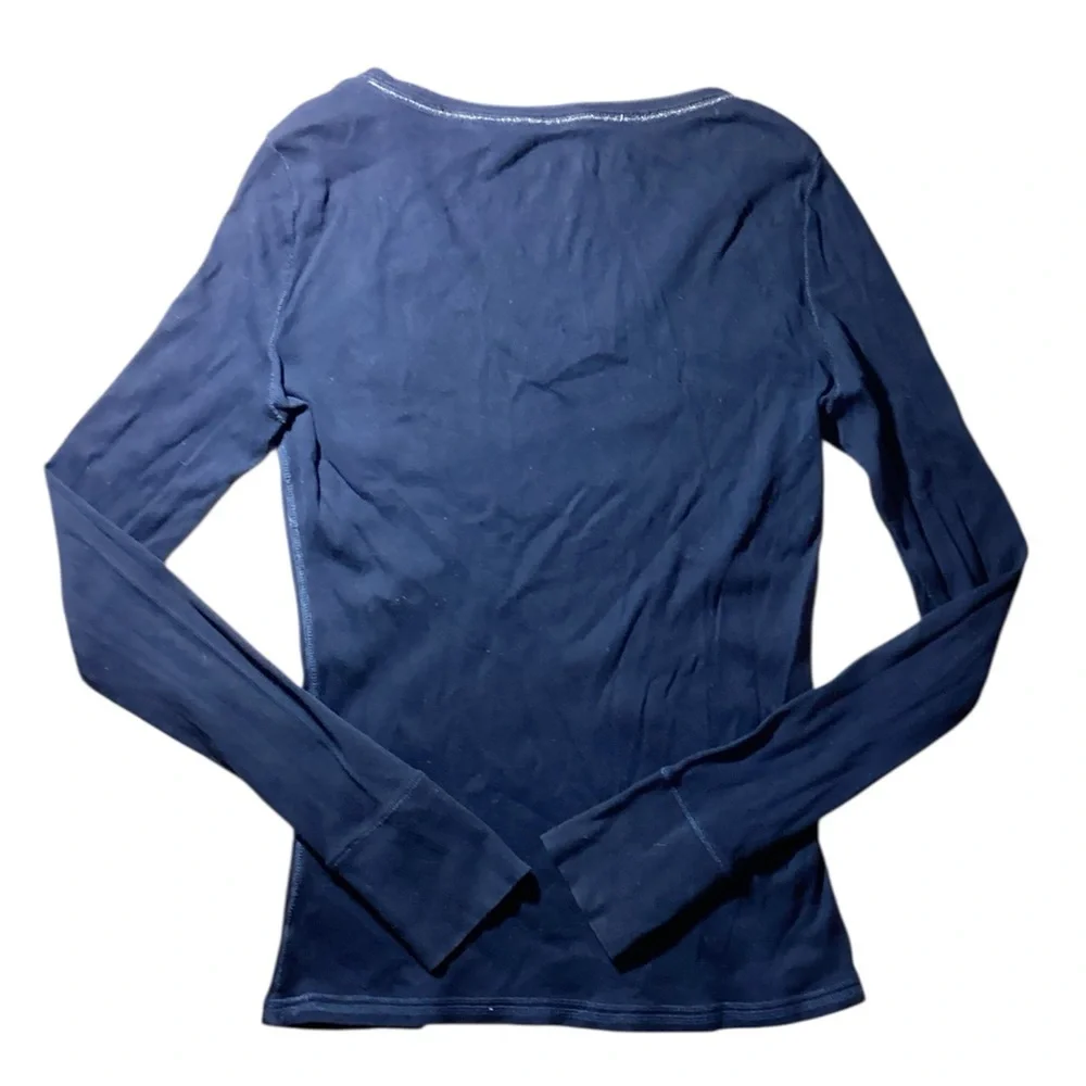 Aeropostale Dark Blue V-Neck Top with Pink Logo - Picture 4 of 9